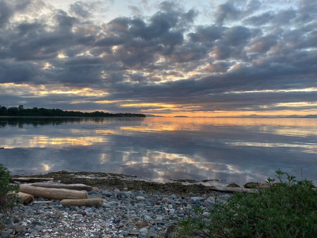 Kye Bay Bnb - A Place To Breathe Comox Luaran gambar